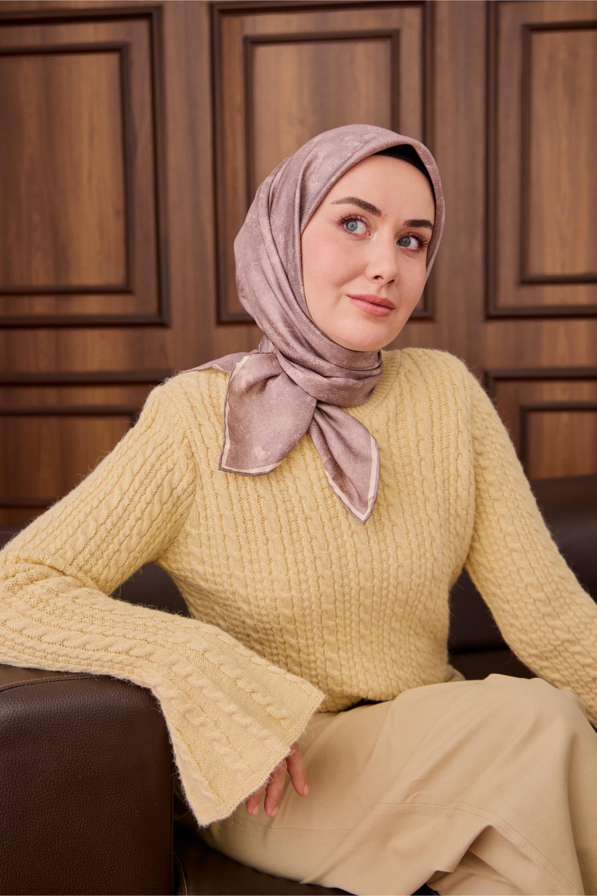 Yeni Sezon Twill İpek Eşarp 11487-40 - İthalesarponline.com - Yeni Sezon Twill İpek Eşarp - Silk Home