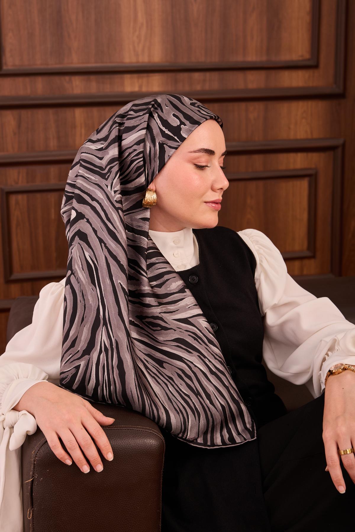 Yeni Sezon Twill İpek Eşarp 11495-08 - İthalesarponline.com - Yeni Sezon Twill İpek Eşarp - Silk Home