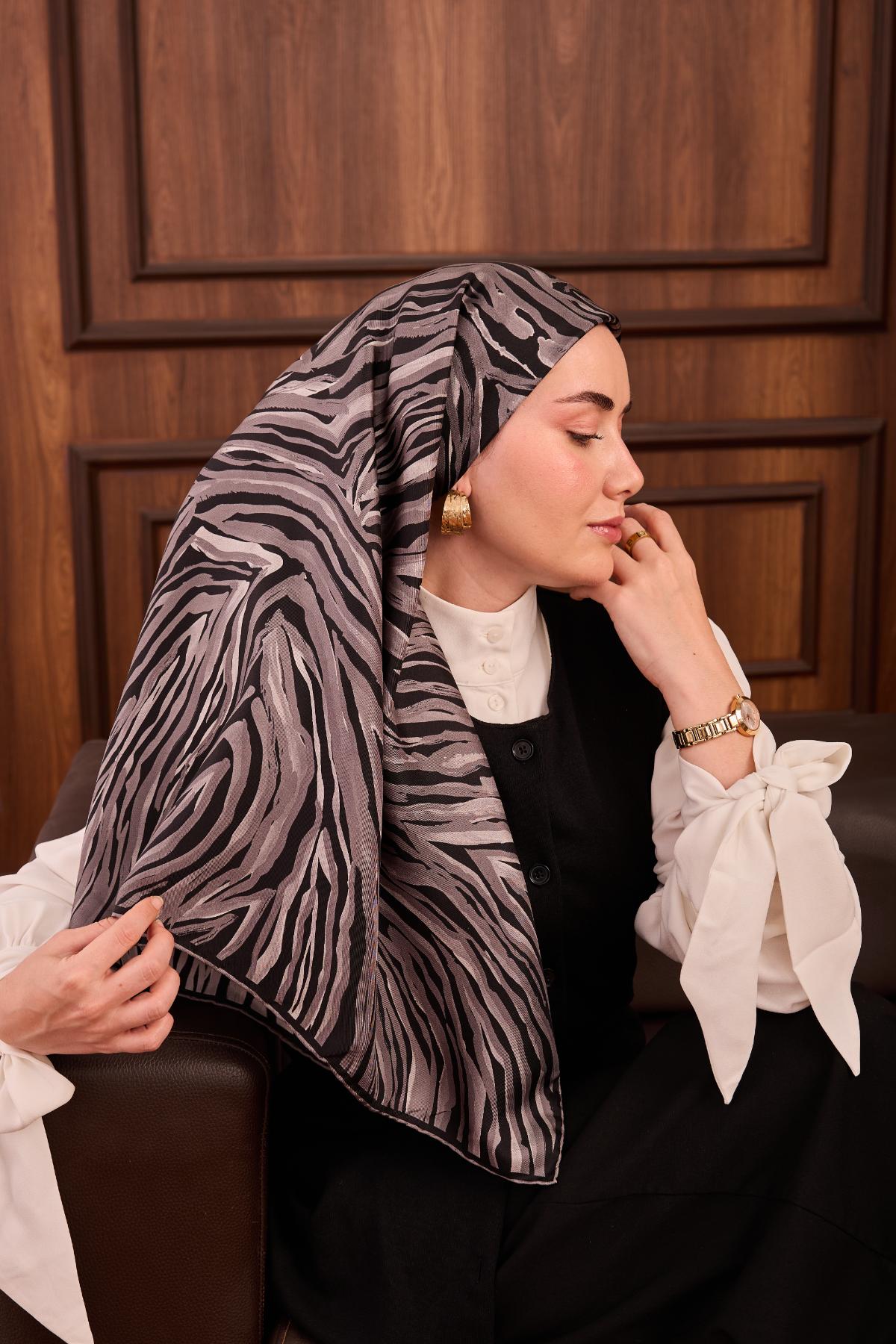 Yeni Sezon Twill İpek Eşarp 11495-08 - İthalesarponline.com - Yeni Sezon Twill İpek Eşarp - Silk Home