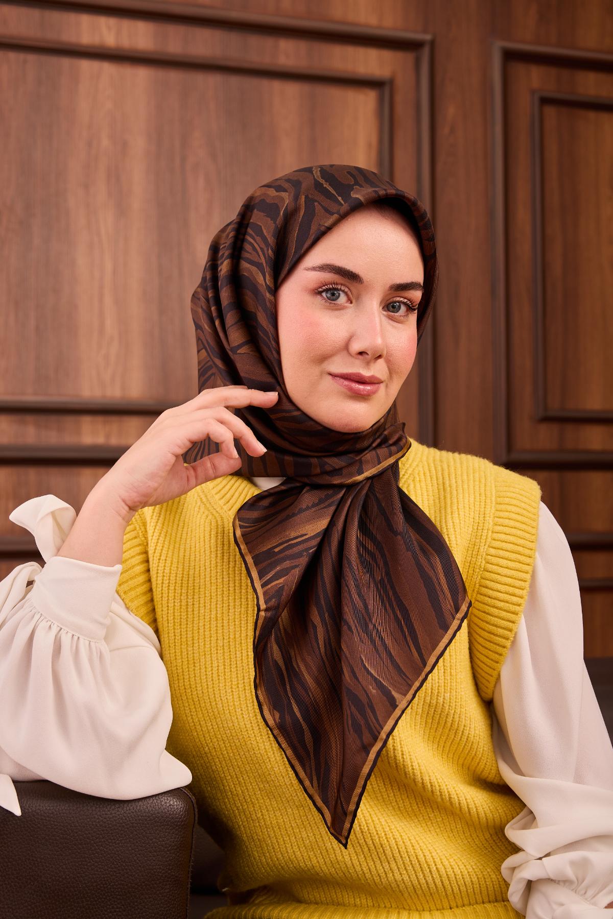 Yeni Sezon Twill İpek Eşarp 11495-14 - İthalesarponline.com - Yeni Sezon Twill İpek Eşarp - Silk Home