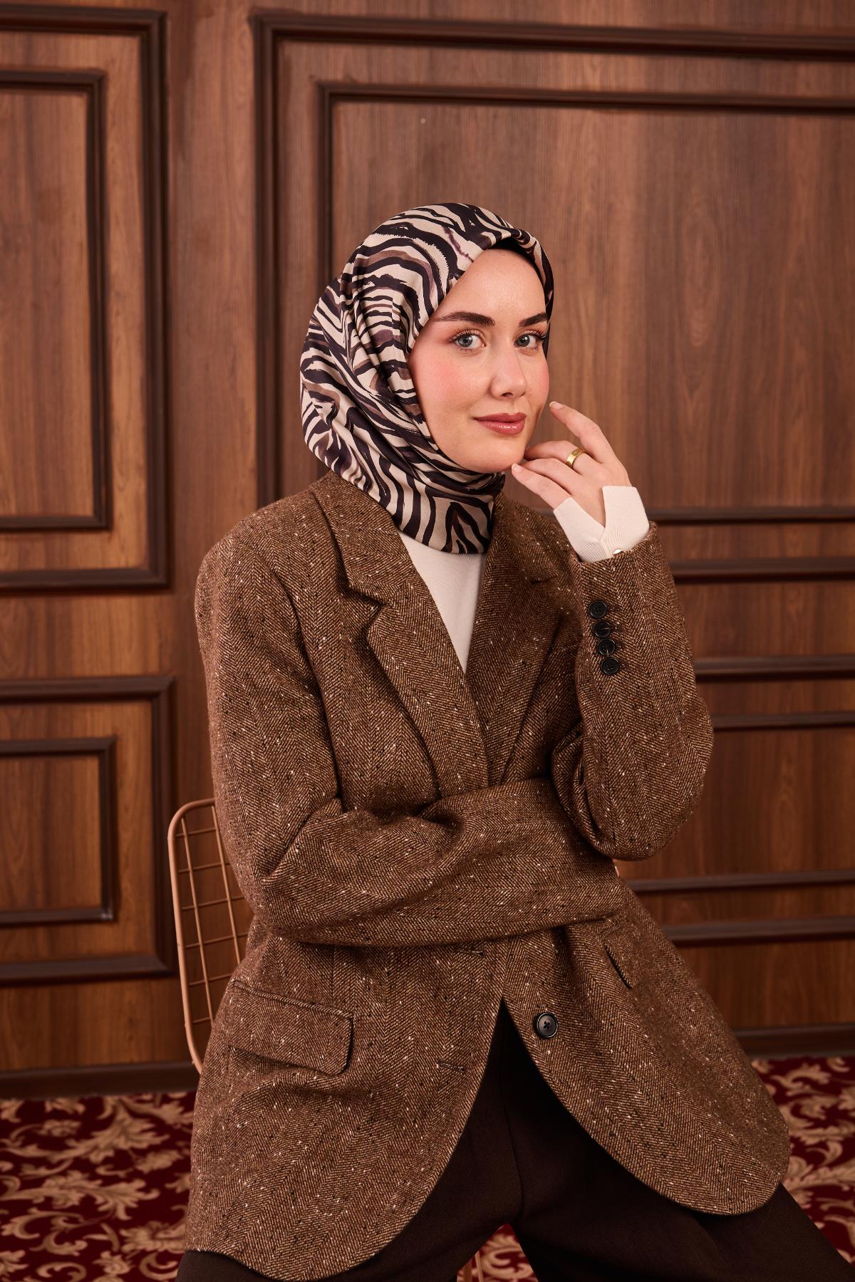 Yeni Sezon Twill İpek Eşarp 11495-23 - İthalesarponline.com - Yeni Sezon Twill İpek Eşarp - Silk Home