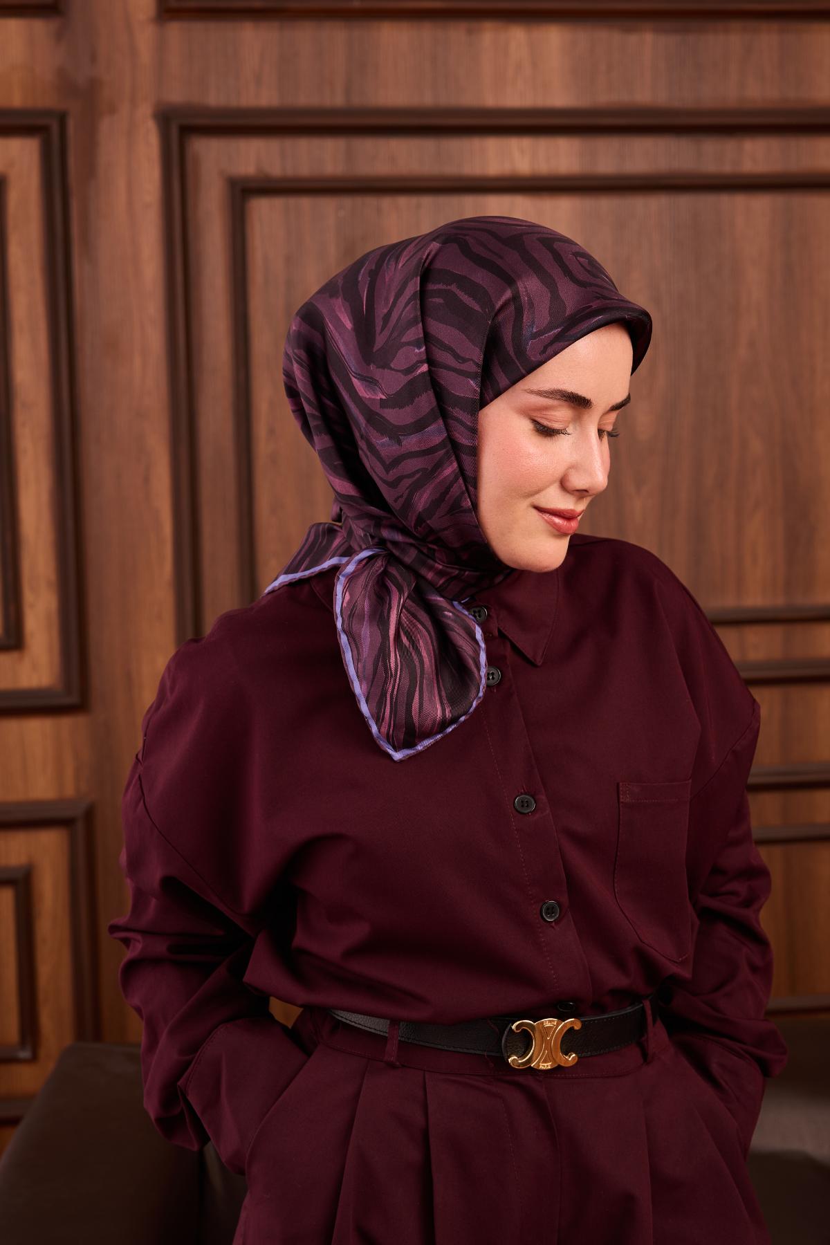 Yeni Sezon Twill İpek Eşarp 11495-28 - İthalesarponline.com - Yeni Sezon Twill İpek Eşarp - Silk Home