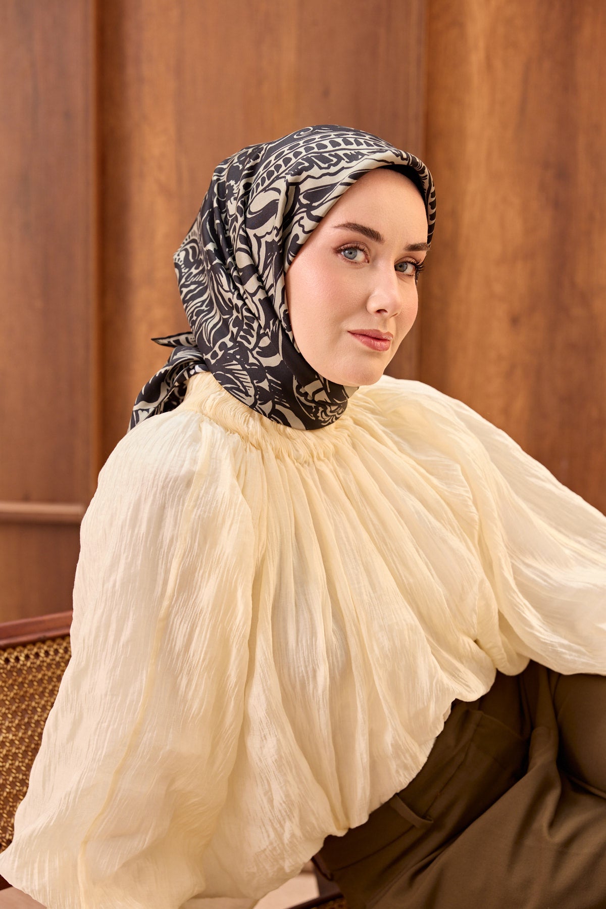 Silk Home Twill İpek Eşarp Mandala  11535-13