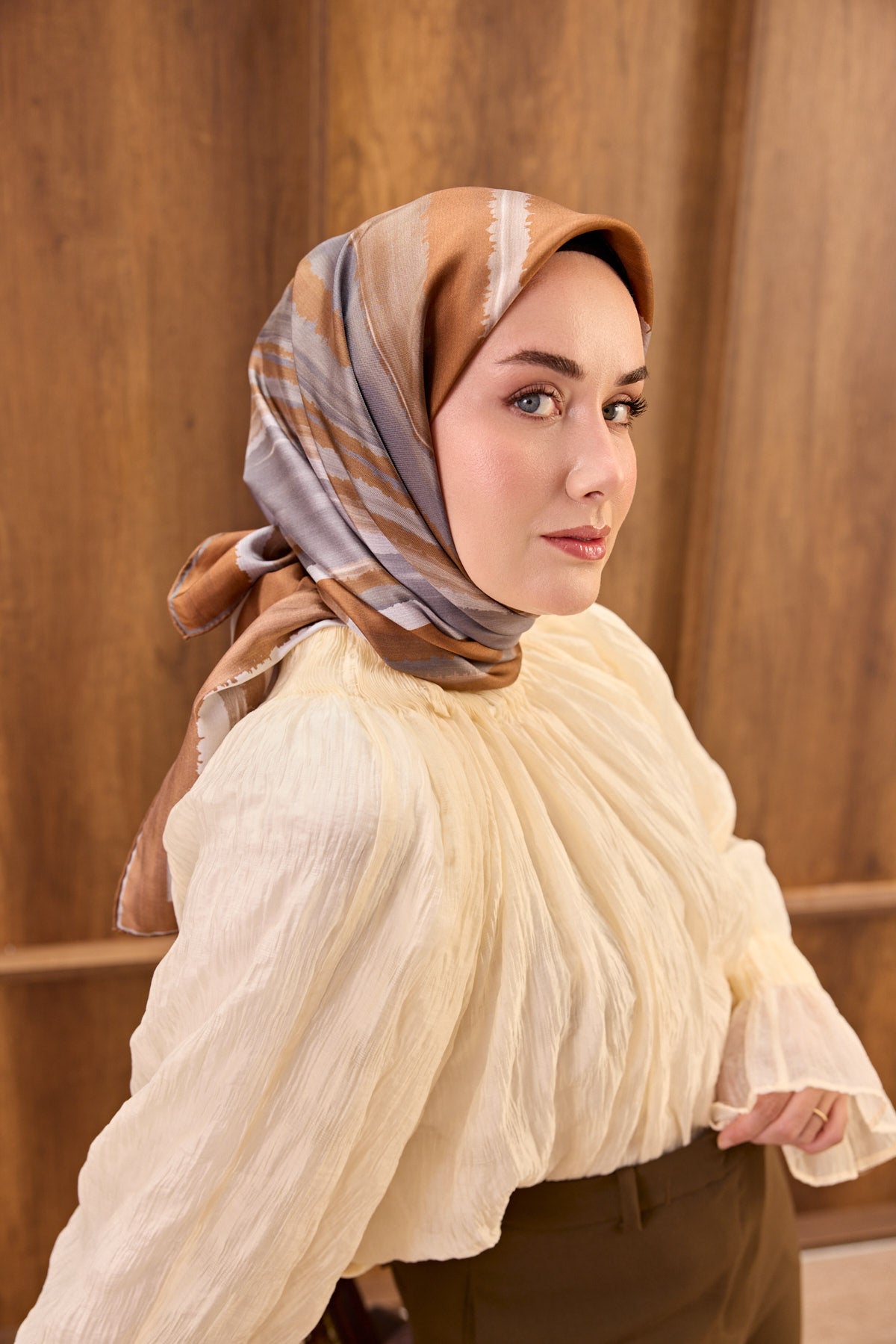Silk Home Twill İpek Eşarp Fluid Lines 11551-22