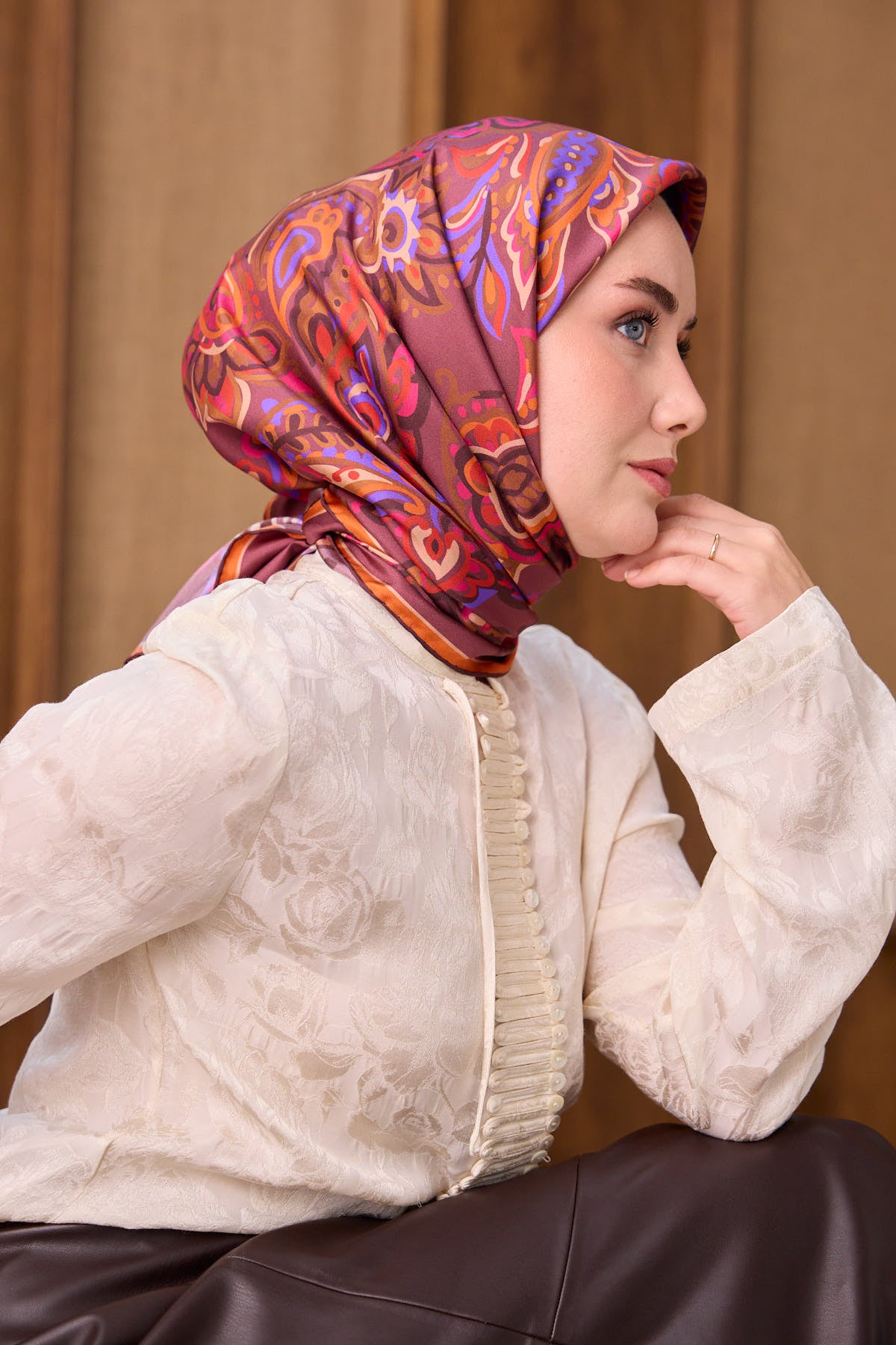 Silk Home Twill İpek Eşarp Ethnic Paisley 11553-02