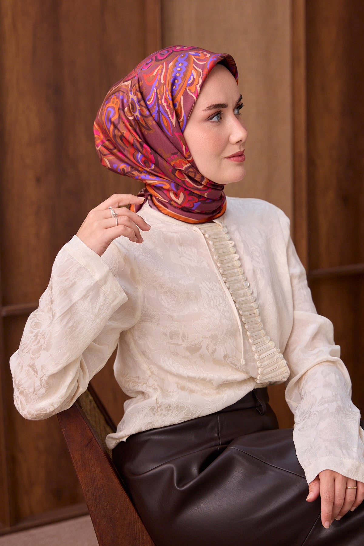 Silk Home Twill İpek Eşarp Ethnic Paisley 11553-02