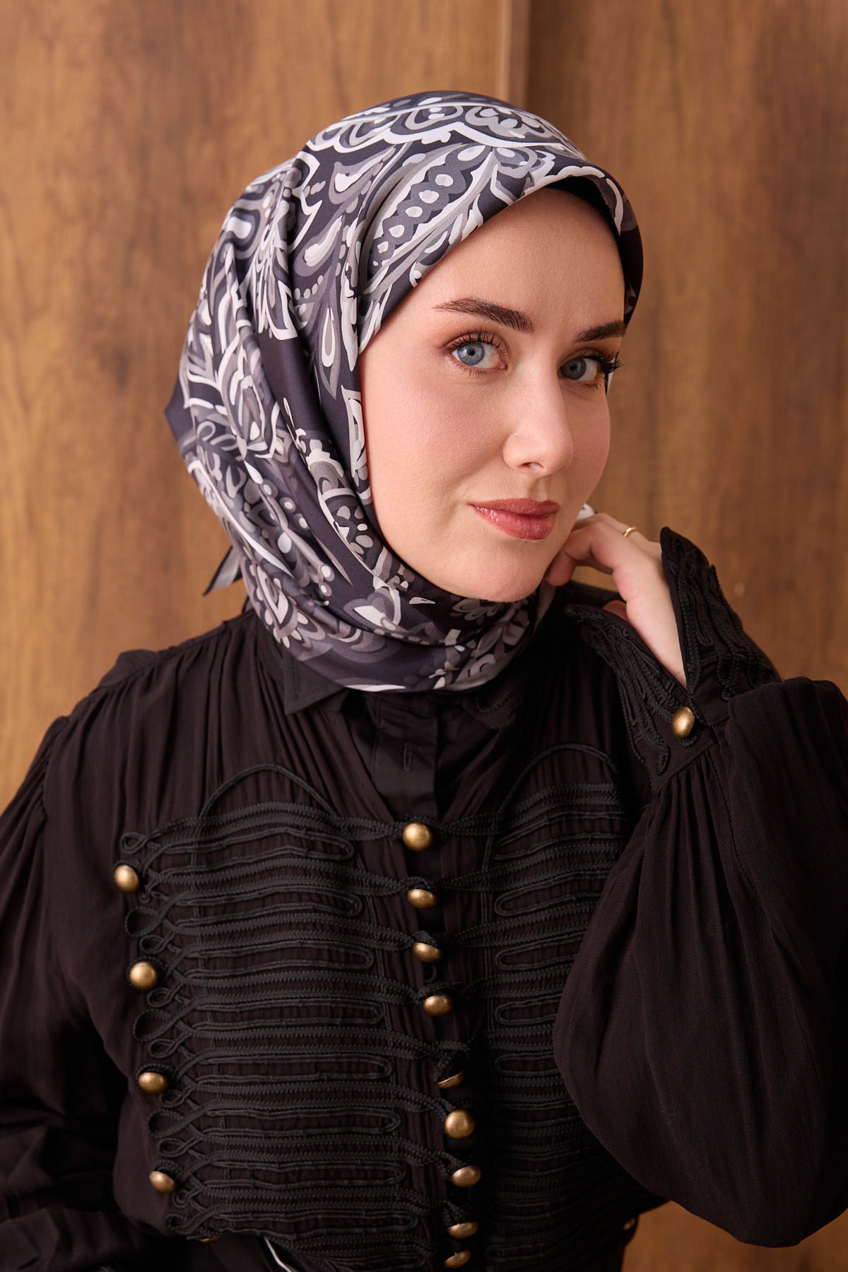 Silk Home Twill İpek Eşarp Ethnic Paisley 11553-08