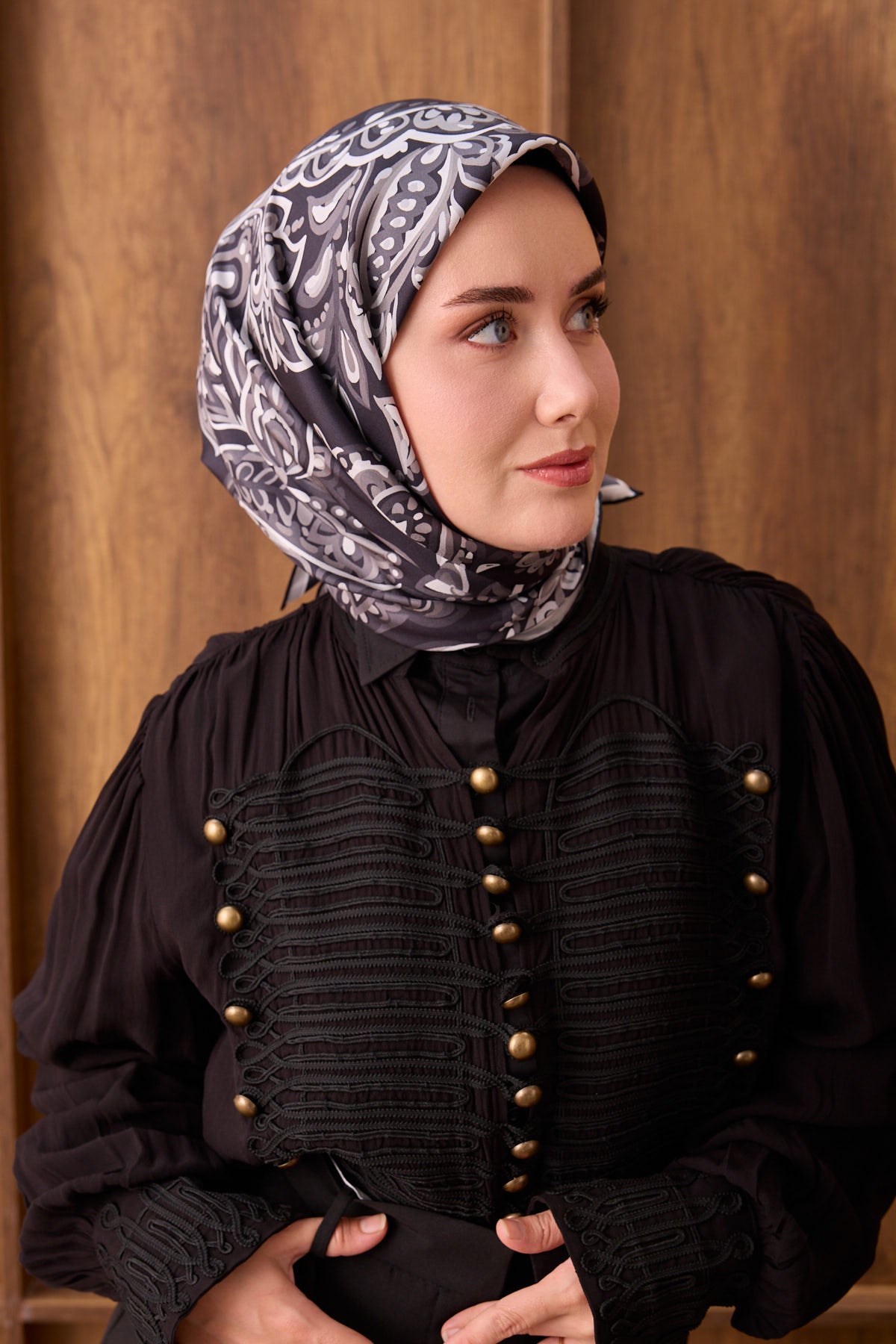 Silk Home Twill İpek Eşarp Ethnic Paisley 11553-08