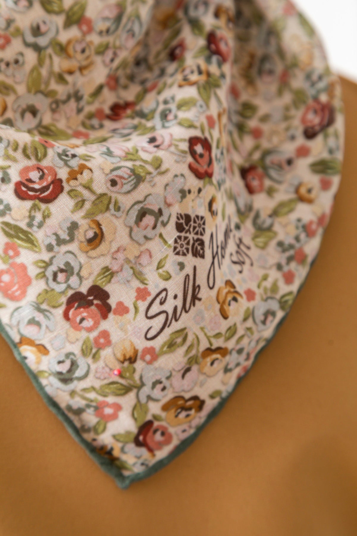 Silk Home Soft Eşarp 73030-04