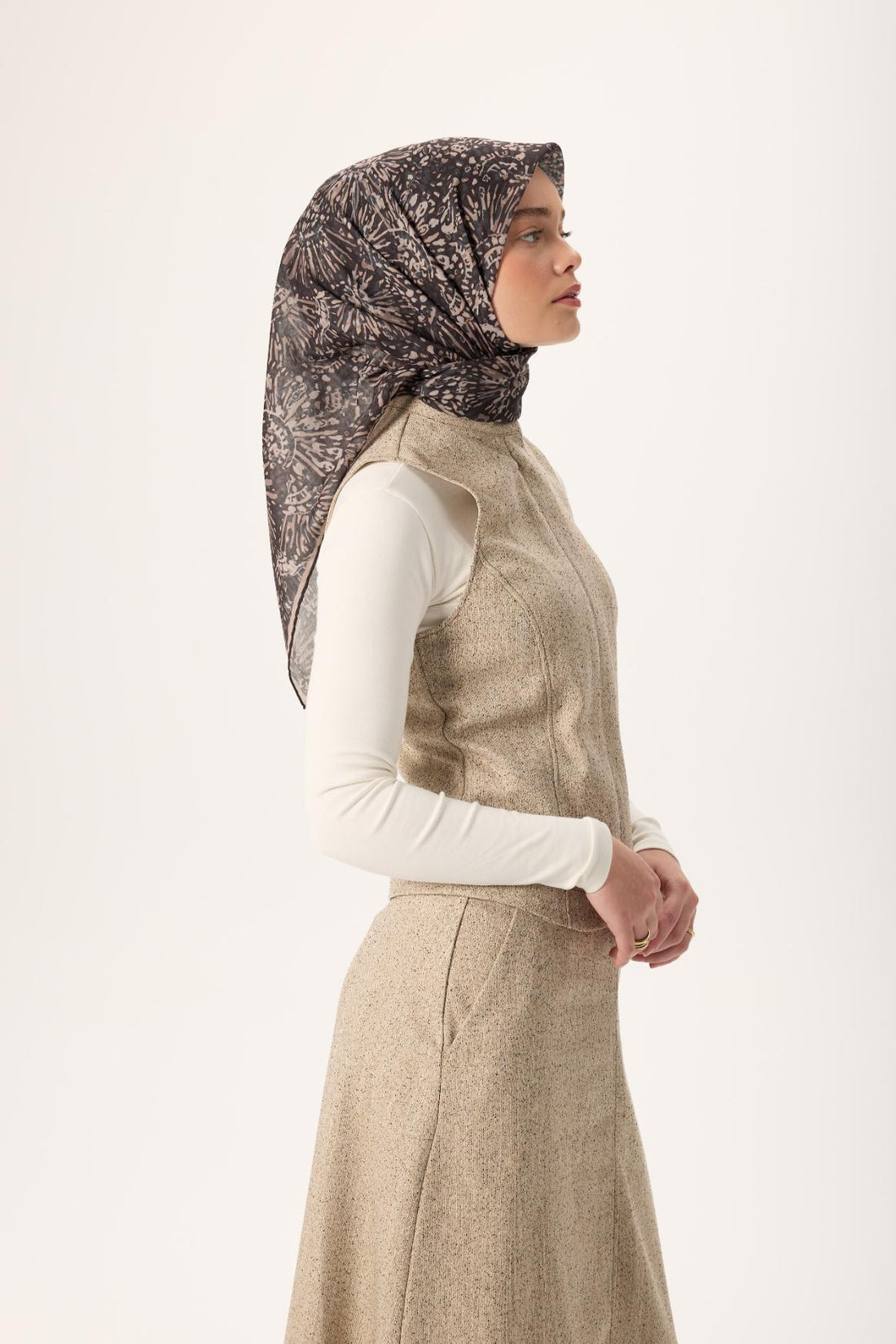 Silk Home Soft Eşarp 73105-06 - İthalesarponline.com - Soft Eşarp - Silk Home