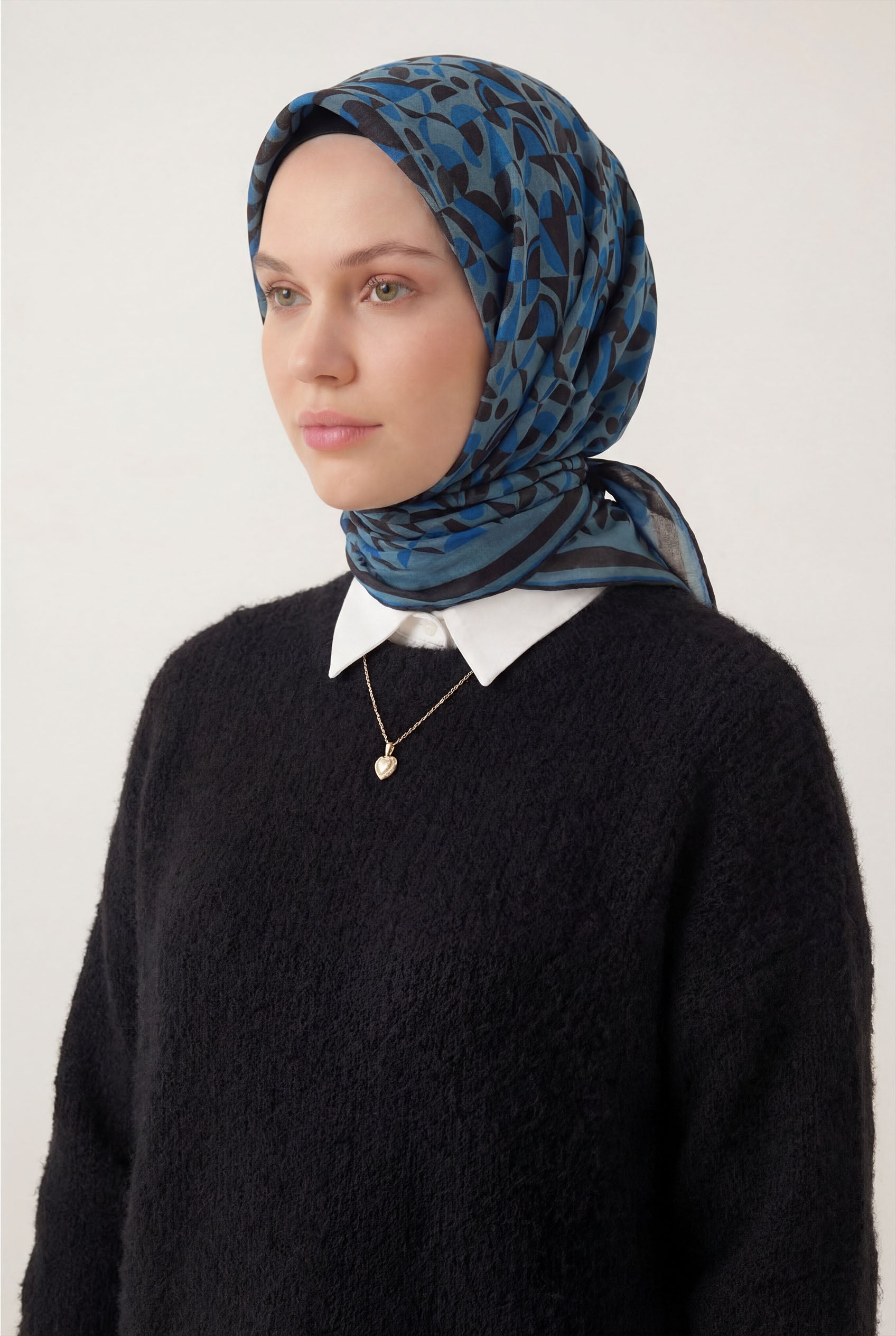 Silk Home Soft Eşarp 73118-10 - İthalesarponline.com - Soft Eşarp - Silk Home